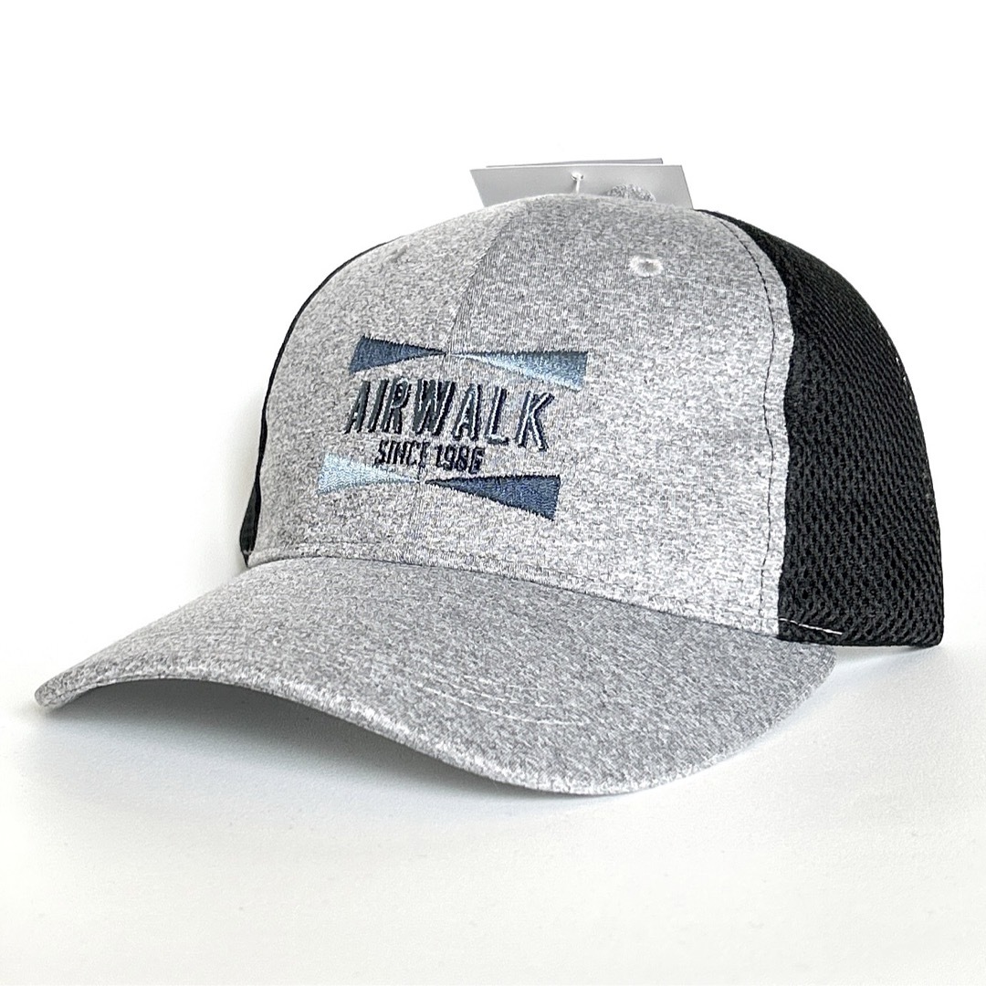 AIRWALK(エアウォーク)の新品・未使用　airwalk エアウォーク　スポーツキャップ　メッシュキャップ メンズの帽子(キャップ)の商品写真