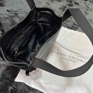 ジャンニキャリーニ(GIANNI CHIARINI)の売り切り希望❣️新品未使用ジャンニキアリーニアジアバッグSサイズ(ハンドバッグ)