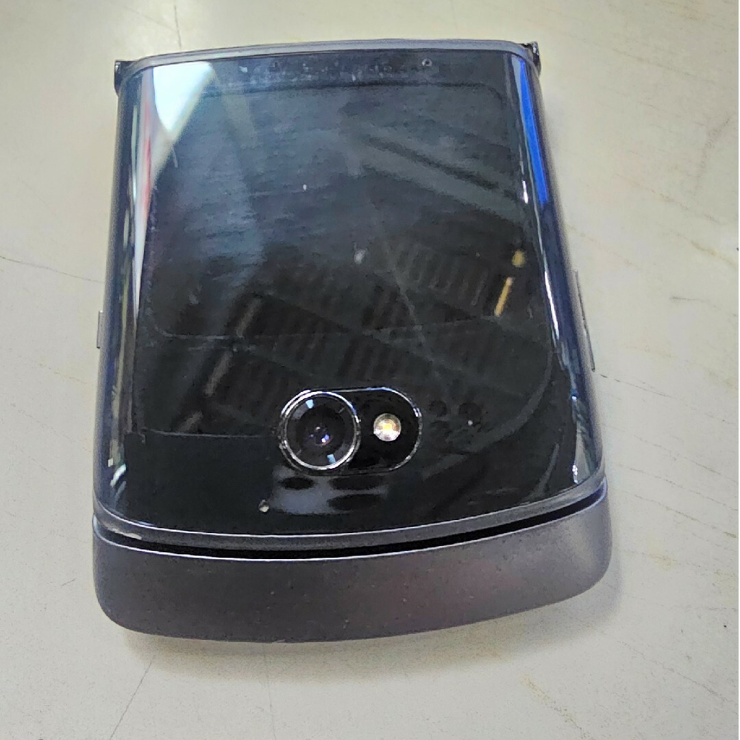 SIMフリーMotorola razr