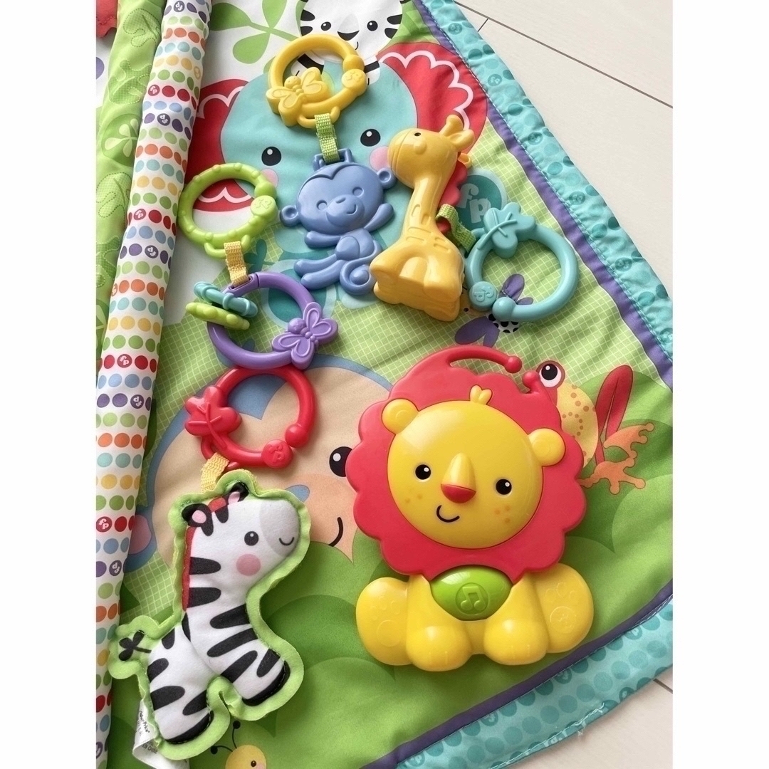 Fisher-Price(フィッシャープライス)のフィッシャープライス　レインフォレスト　ベビージム　CHP85 キッズ/ベビー/マタニティのおもちゃ(ベビージム)の商品写真