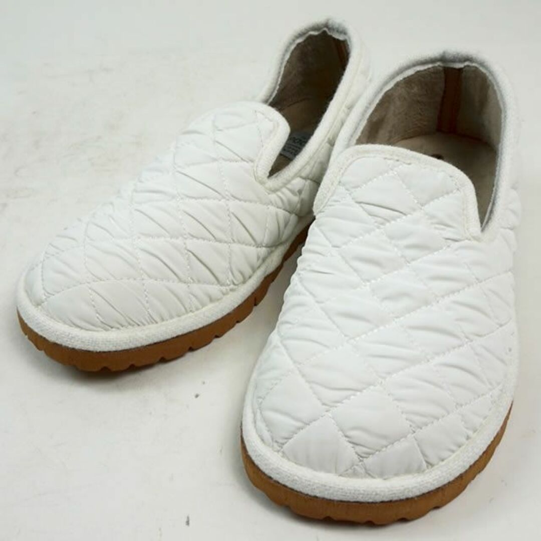 THE POOL スリッポン キルティング ホワイト23.5cm 4805812 レディースの靴/シューズ(スリッポン/モカシン)の商品写真