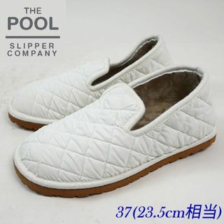 THE POOL スリッポン キルティング ホワイト23.5cm 4805812(スリッポン/モカシン)