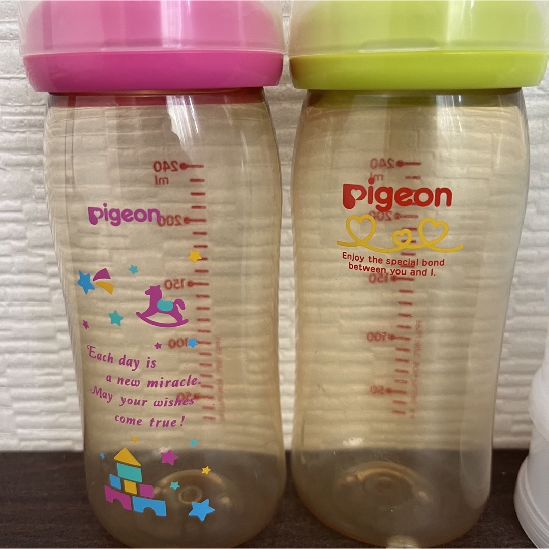 Pigeon(ピジョン)の【ピジョン】哺乳瓶 240ml 2個SET キッズ/ベビー/マタニティの授乳/お食事用品(哺乳ビン)の商品写真