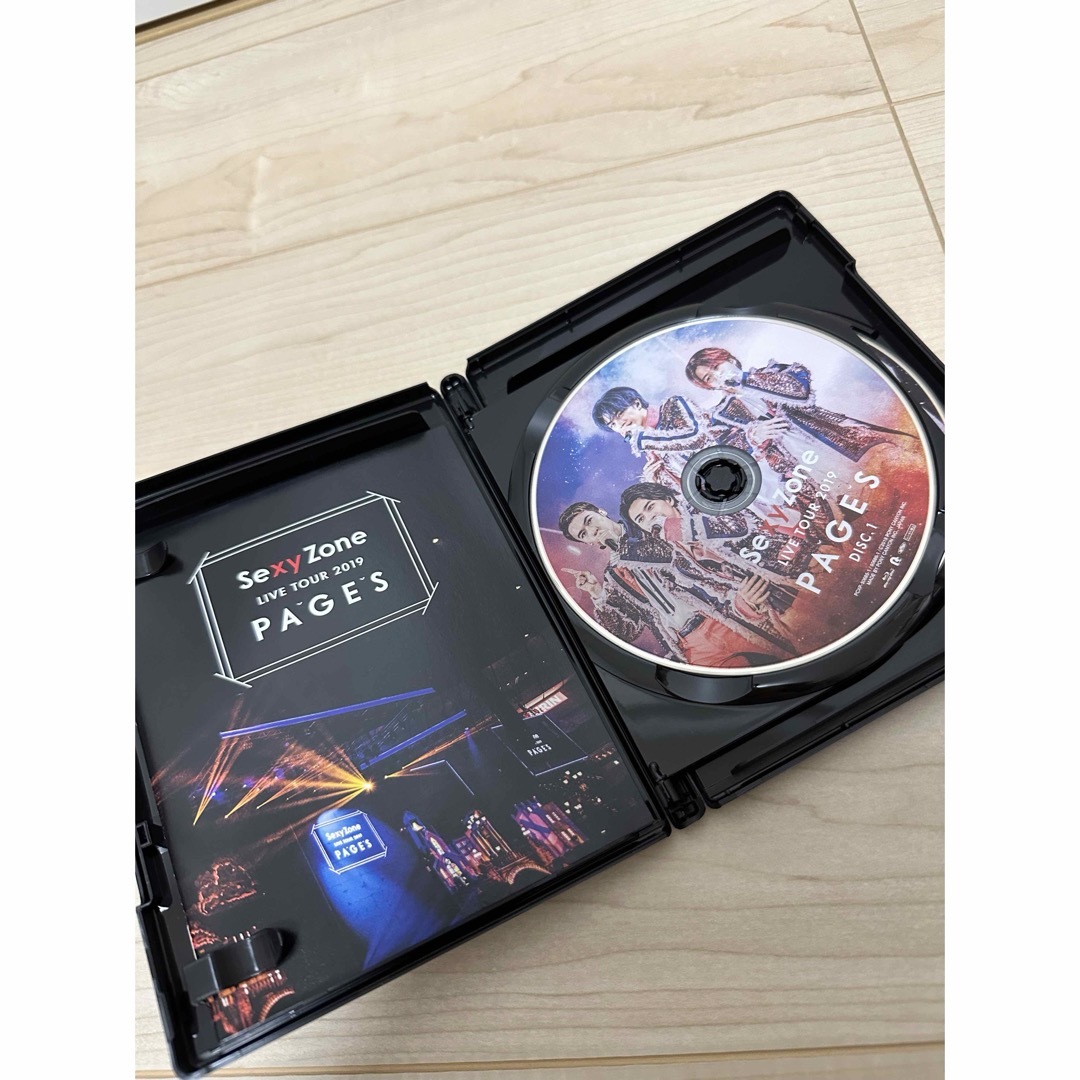 Sexy Zone(セクシー ゾーン)のSexy Zone LIVE TOUR 2019 PAGE Blu-ray版 エンタメ/ホビーのDVD/ブルーレイ(アイドル)の商品写真
