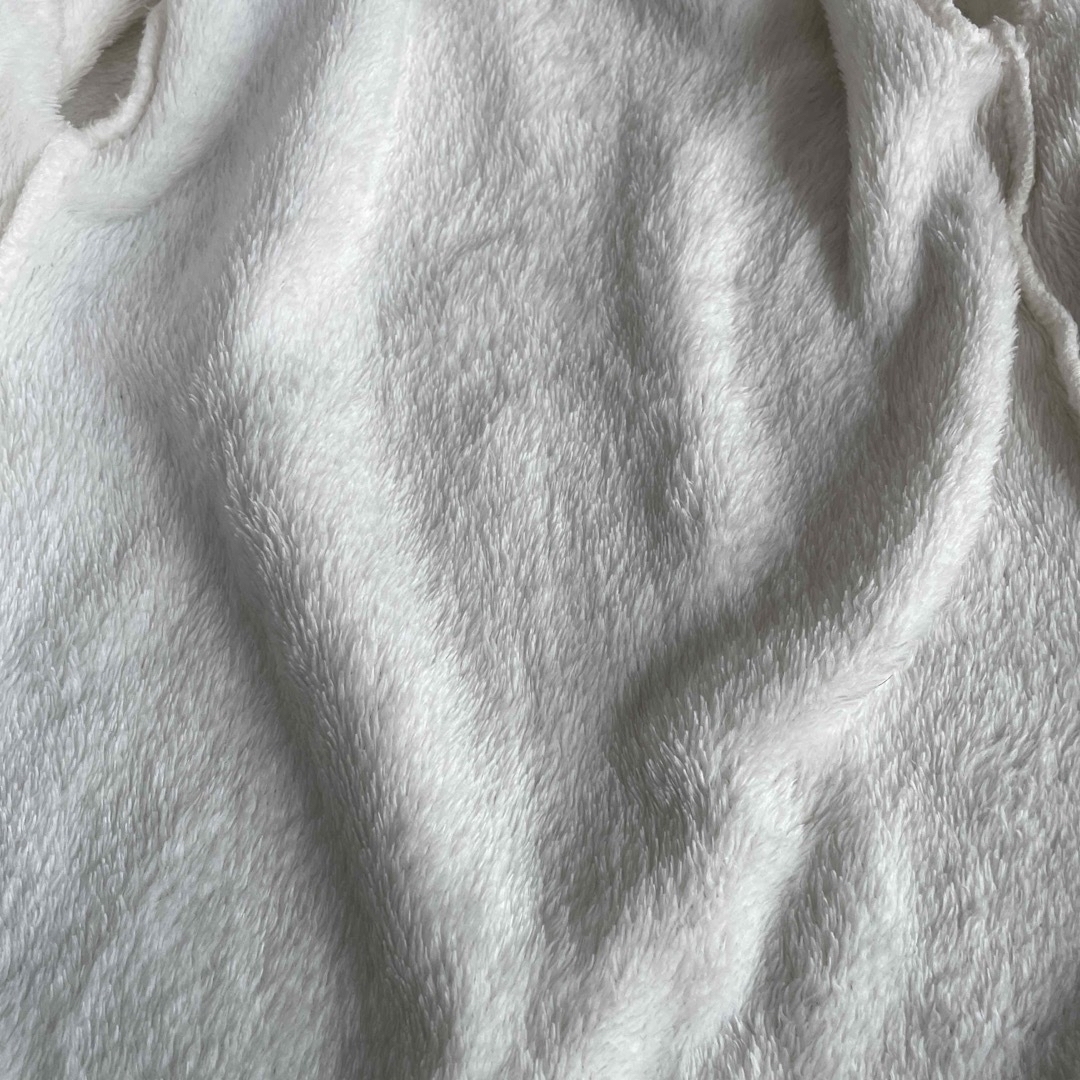 西松屋(ニシマツヤ)のカバーオール60-70白くま柄 キッズ/ベビー/マタニティのベビー服(~85cm)(カバーオール)の商品写真