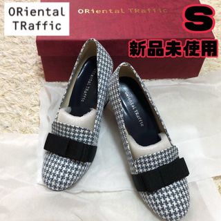 オリエンタルトラフィック(ORiental TRaffic)のオリエンタルトラフィック　新品未使用　22.5 S 秋　リボンパンプス　匿名配送(ハイヒール/パンプス)