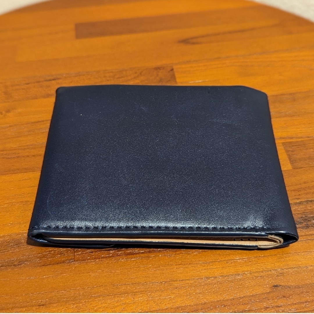 bellroy(ベルロイ)のBellroy ベルロイ コインフォールド Coin fold 二つ折り財布 紺 メンズのファッション小物(折り財布)の商品写真