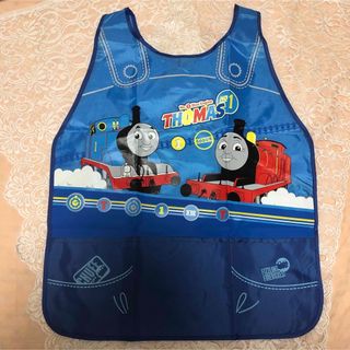 トーマス(THOMAS)の人気なTHOMASお食事エプロン　大き目5歳〜10歳間対応　新品(お食事エプロン)