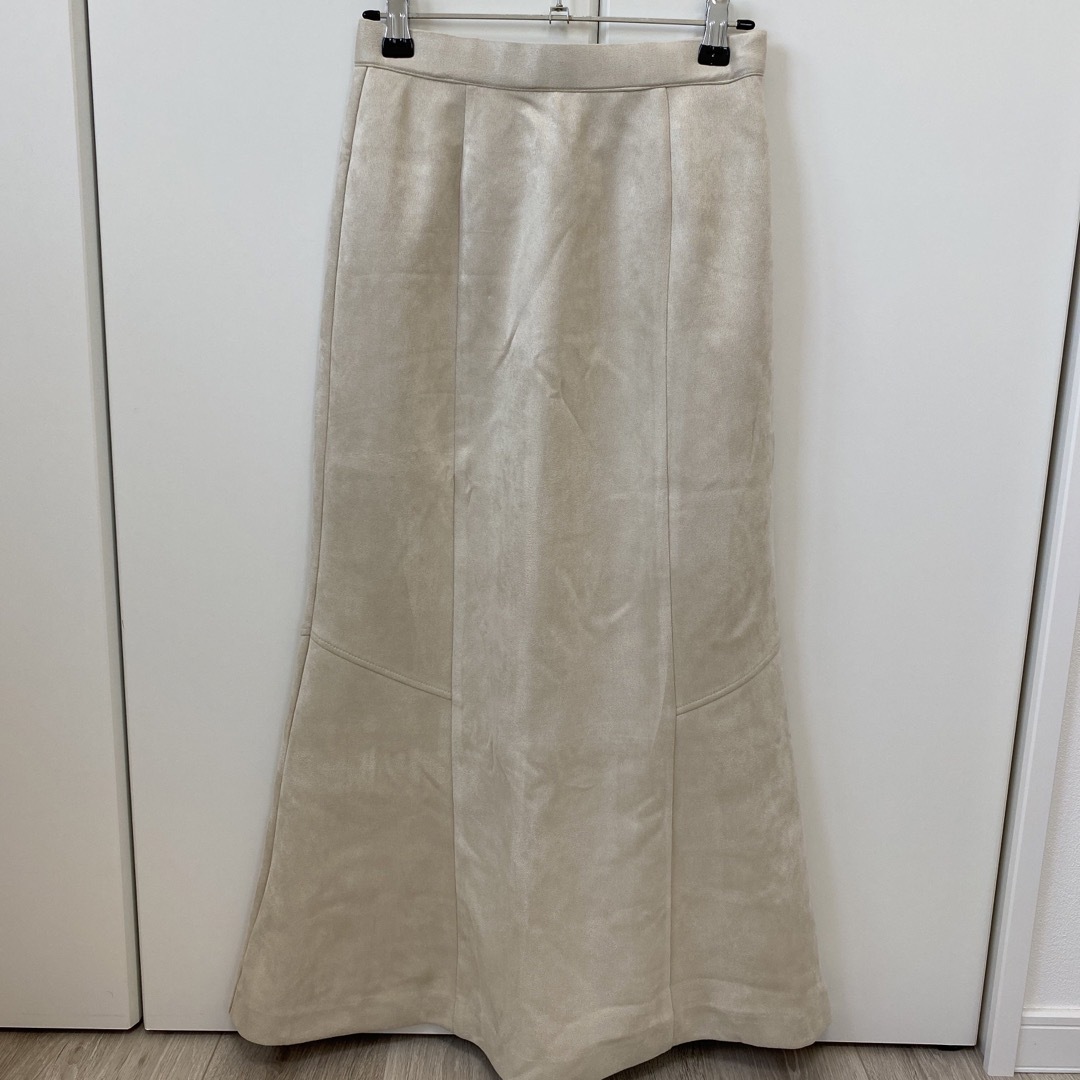 JEANASIS(ジーナシス)のヌバックライクマーメイドスカート レディースのスカート(ロングスカート)の商品写真