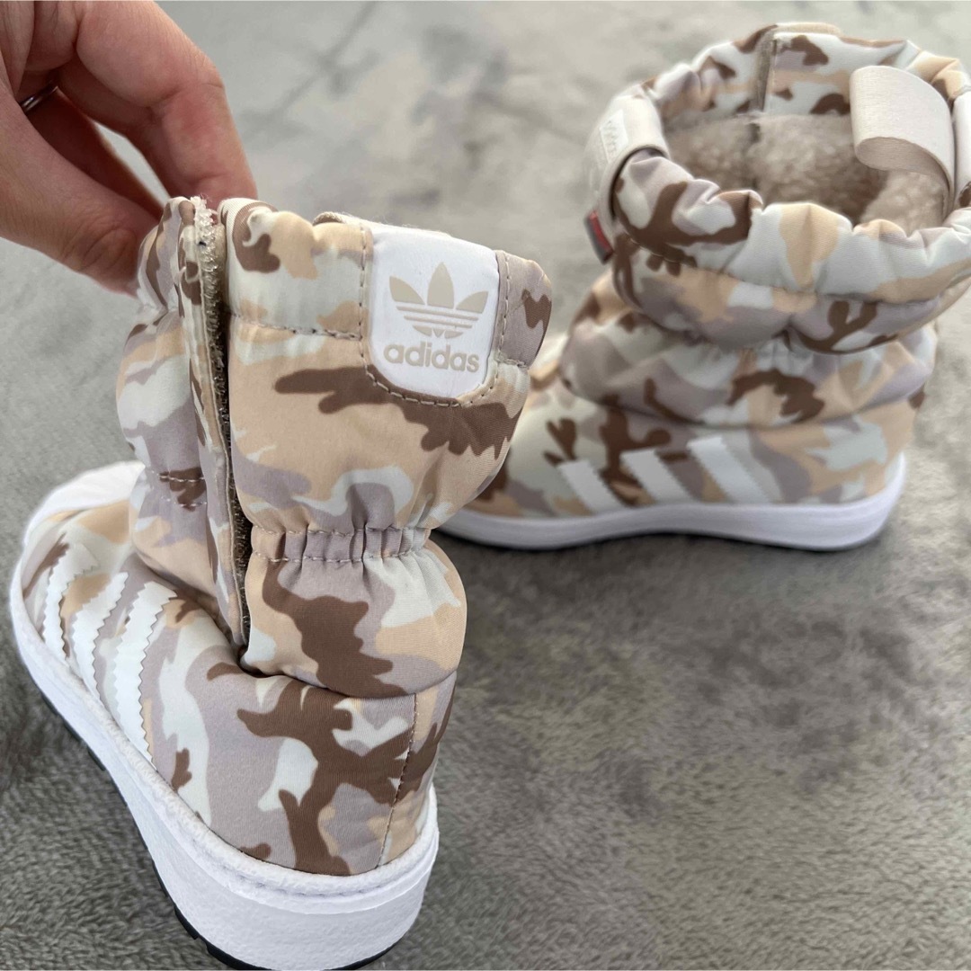 adidas キッズブーツ