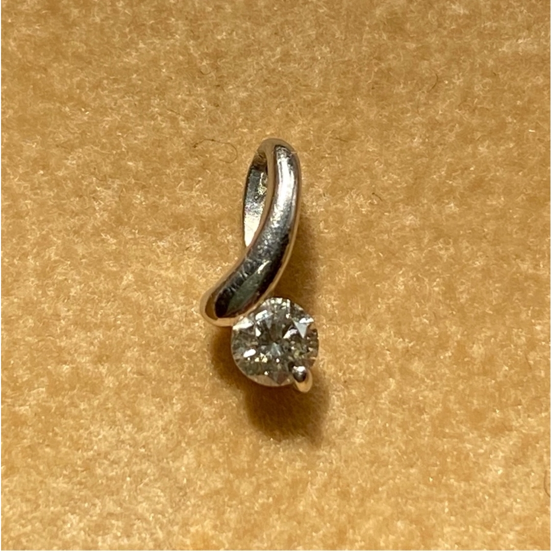 Pt900    0.1ct    1粒ダイヤのプチネックレストップ