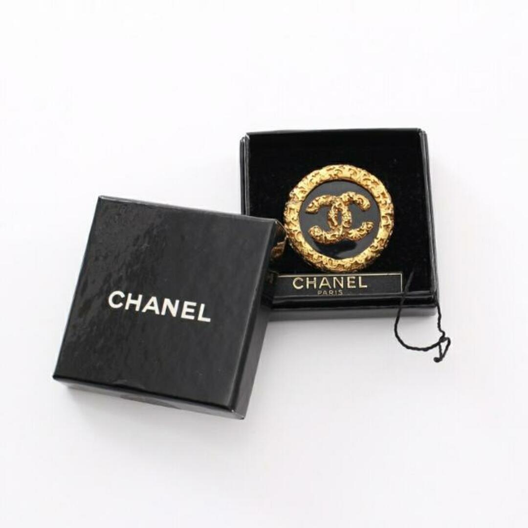 CHANEL(シャネル)のココマーク ダブルフェイス ブローチ GP ゴールド ブラック 93A レディースのアクセサリー(ブローチ/コサージュ)の商品写真