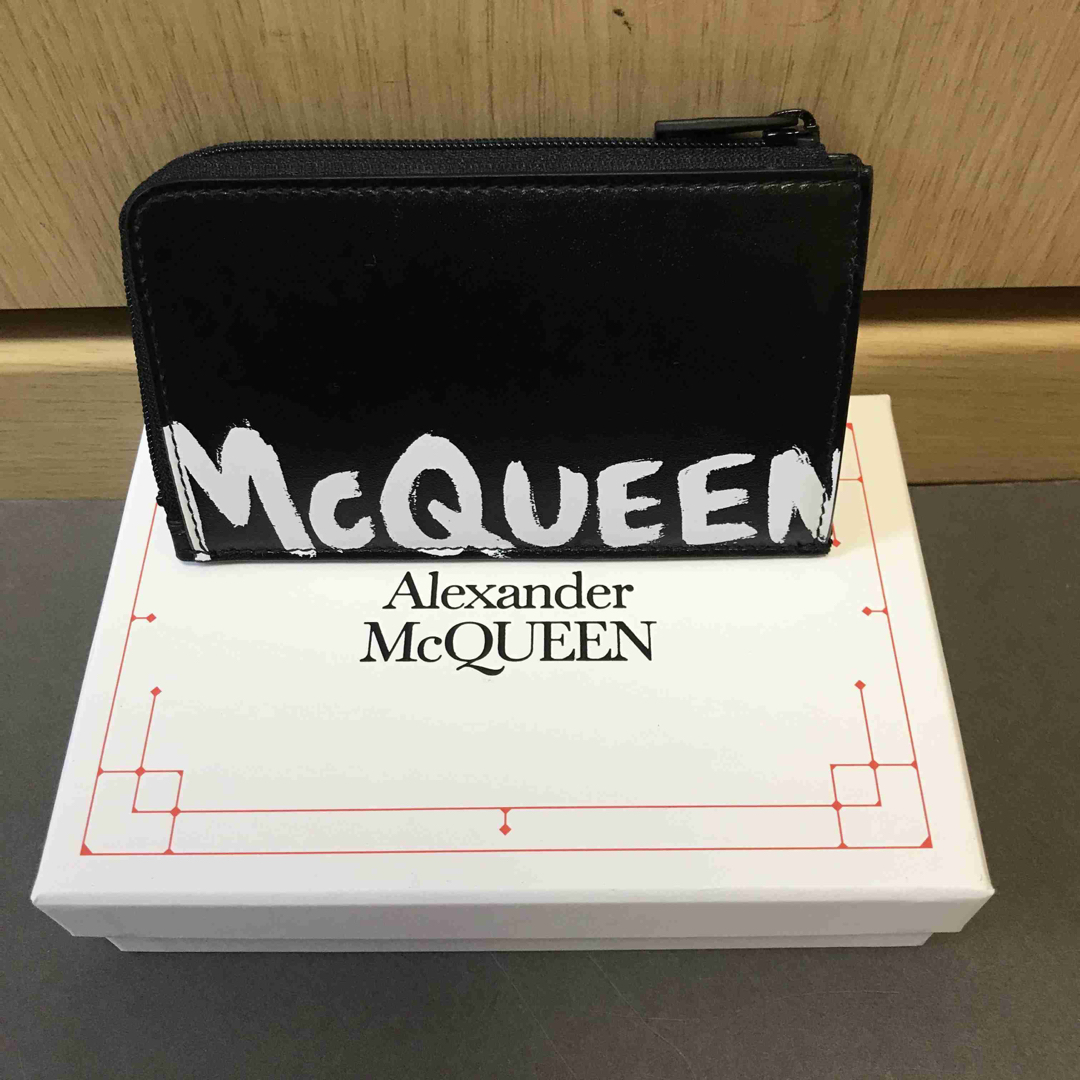 Alexander McQueen(アレキサンダーマックイーン)の正規新品 20SS アレキサンダーマックイーン ロゴ フラグメントケース メンズのファッション小物(コインケース/小銭入れ)の商品写真