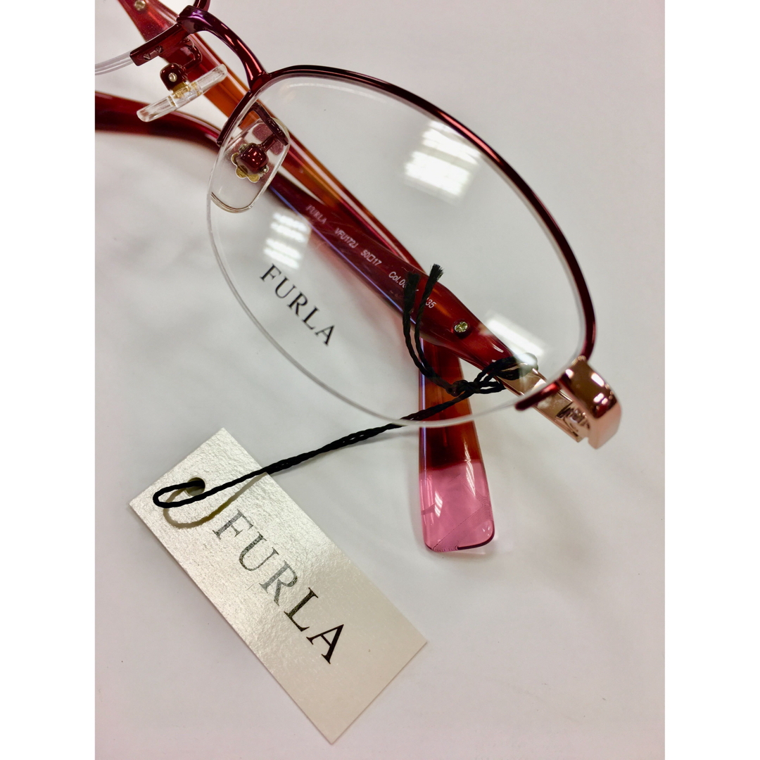 Furla(フルラ)のフルラ　メガネフレーム　新品　メガネ店ストック レディースのファッション小物(サングラス/メガネ)の商品写真