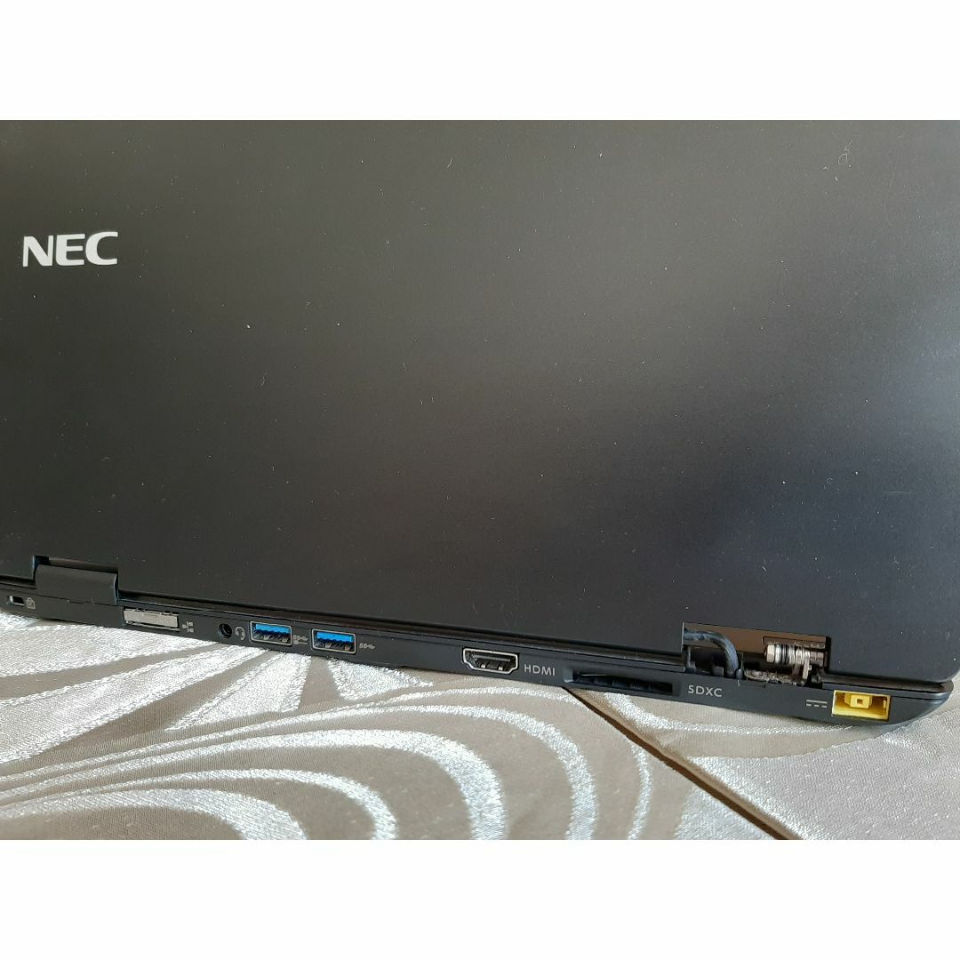 【軽量美品】モバイルノートPC office付き　NEC VKT12H-3