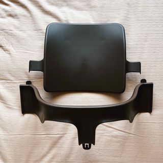 ストッケ(Stokke)のSTOKKEトリップ トラップ　ベビーセット/ウォールナットブラウン2点セット(その他)