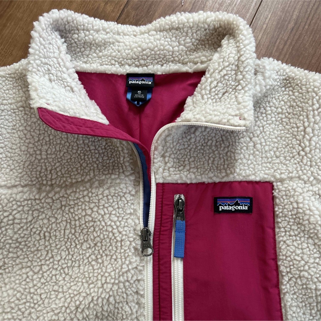 patagonia(パタゴニア)のtime sale【美品】パタゴニア ガールズ・レトロＸ・ジャケット レディースのジャケット/アウター(ブルゾン)の商品写真