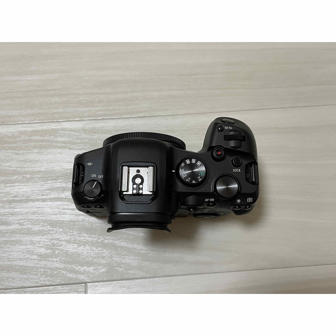 キヤノン EOS R6 ボディ スマホ/家電/カメラのカメラ(ミラーレス一眼)の商品写真