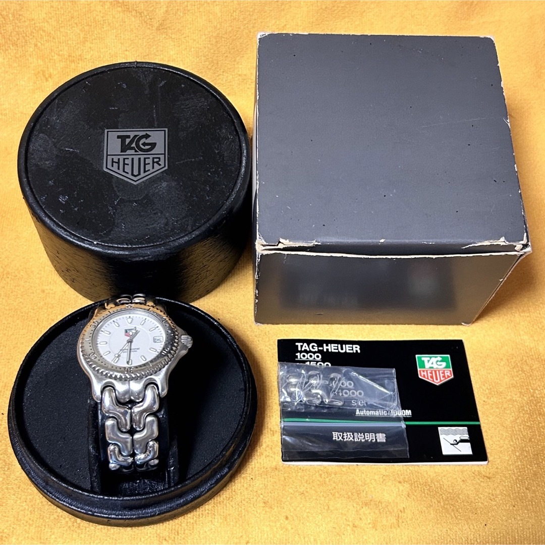 TAG Heuer(タグホイヤー)のタグ ホイヤー プロフェッショナル デイト クォーツ メンズの時計(腕時計(アナログ))の商品写真