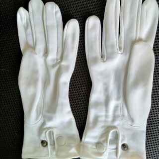金属ホック　ナイロン100%製　白手袋　Mサイズ相当