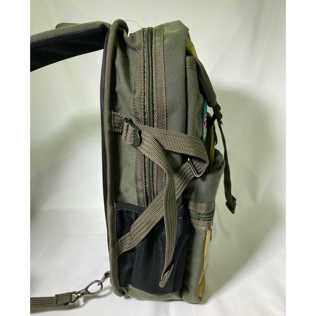 AVIREX(アヴィレックス)のアヴィレックス ワンショルダーバッグ AVX305J カーキ メンズのバッグ(ショルダーバッグ)の商品写真