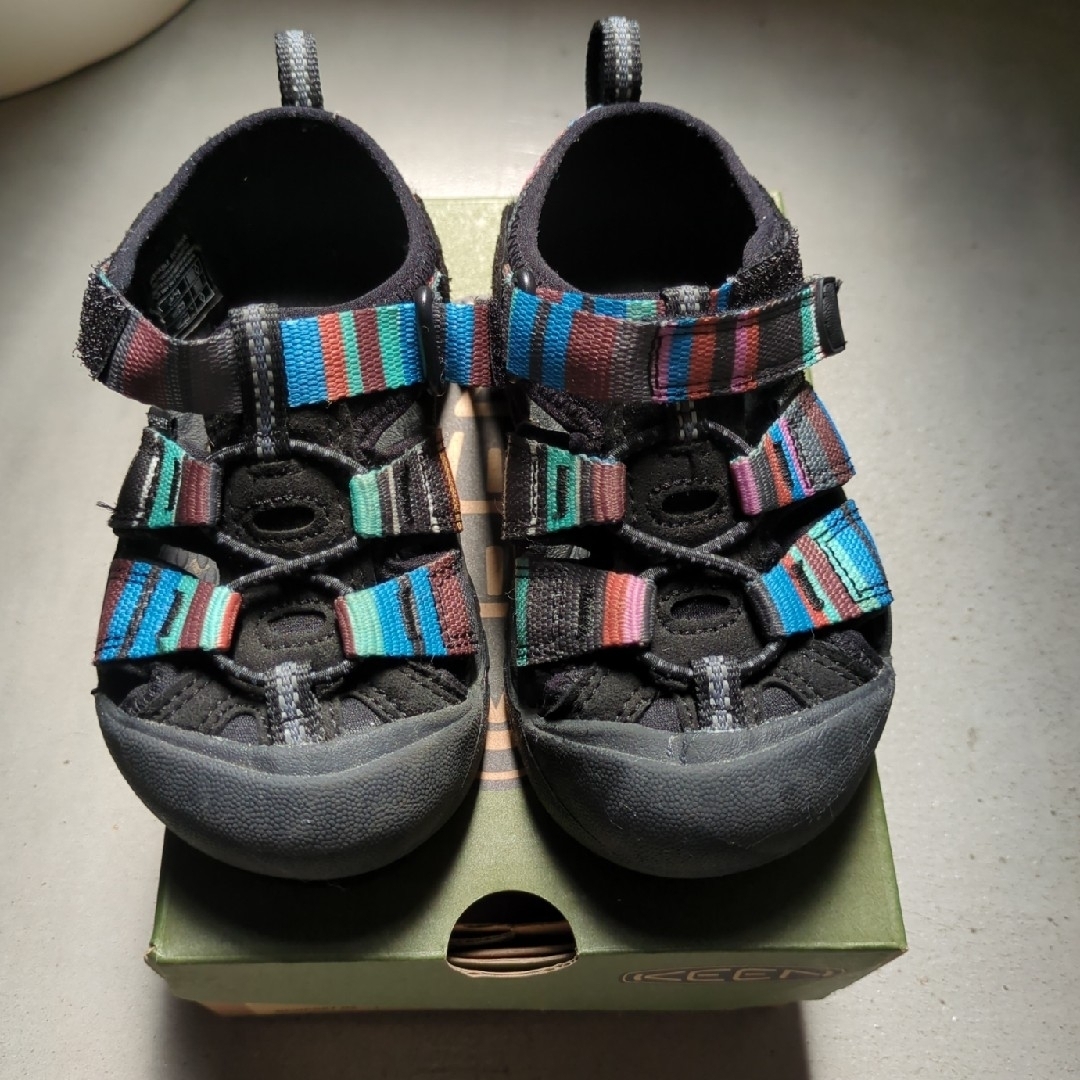 KEEN(キーン)の[KEEN] 14.5cmキッズサンダル キッズ/ベビー/マタニティのベビー靴/シューズ(~14cm)(サンダル)の商品写真