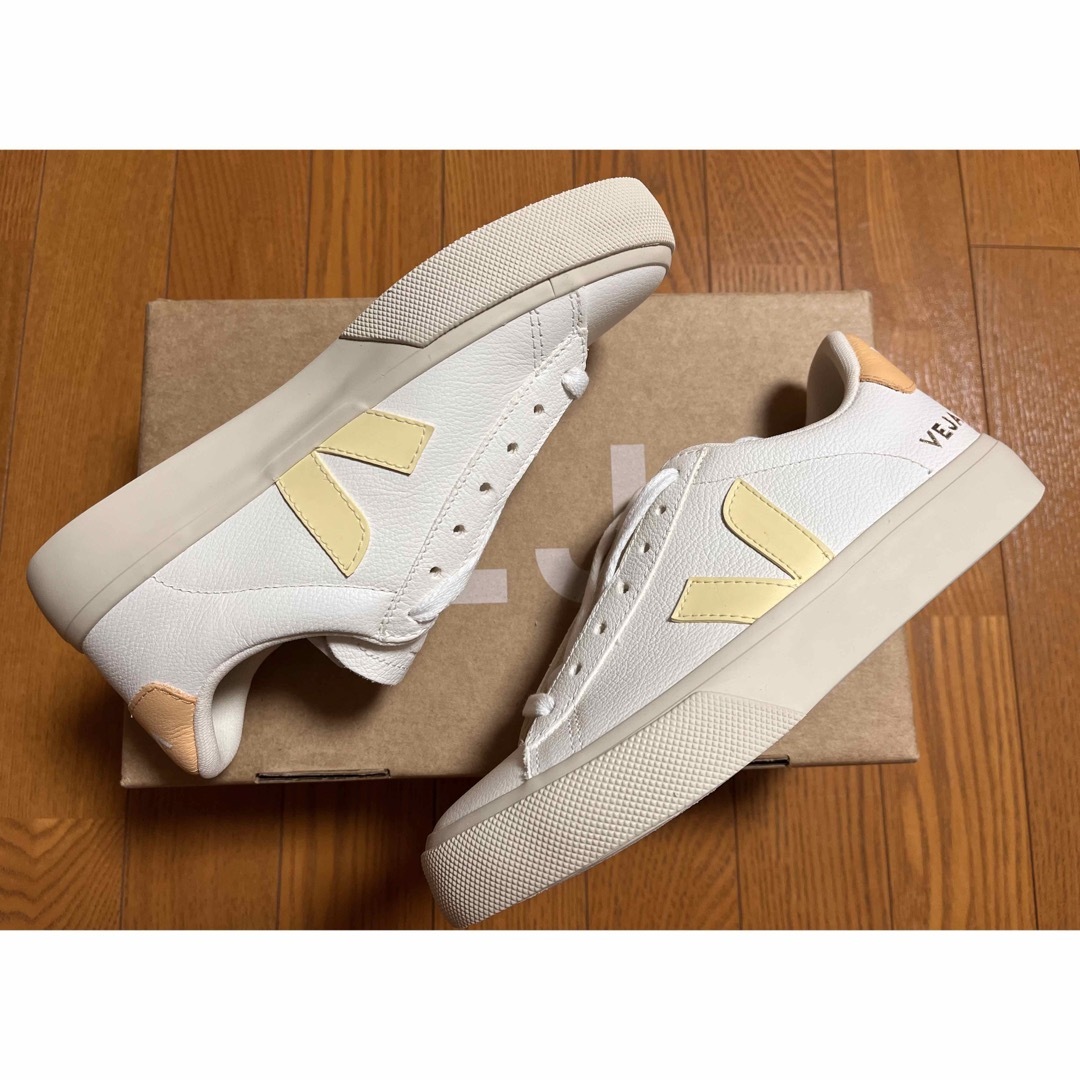 VEJA(ヴェジャ)の新品 VEJA  Campo カンポ　レザー　スニーカーEUR36 23cm  レディースの靴/シューズ(スニーカー)の商品写真