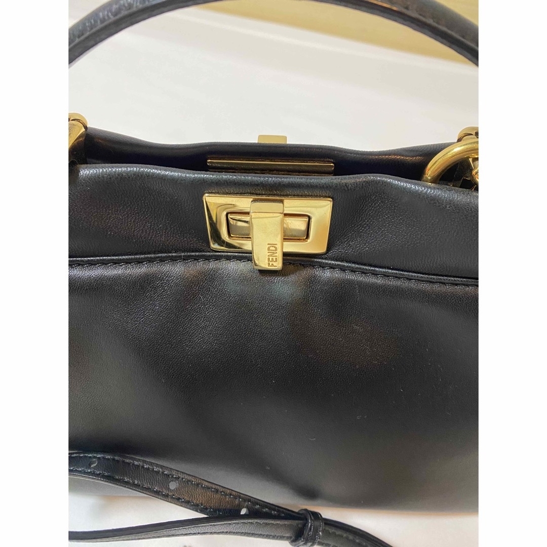 FENDI(フェンディ)のFENDI ピーカブー  アイコニック　ミニ レディースのバッグ(ハンドバッグ)の商品写真