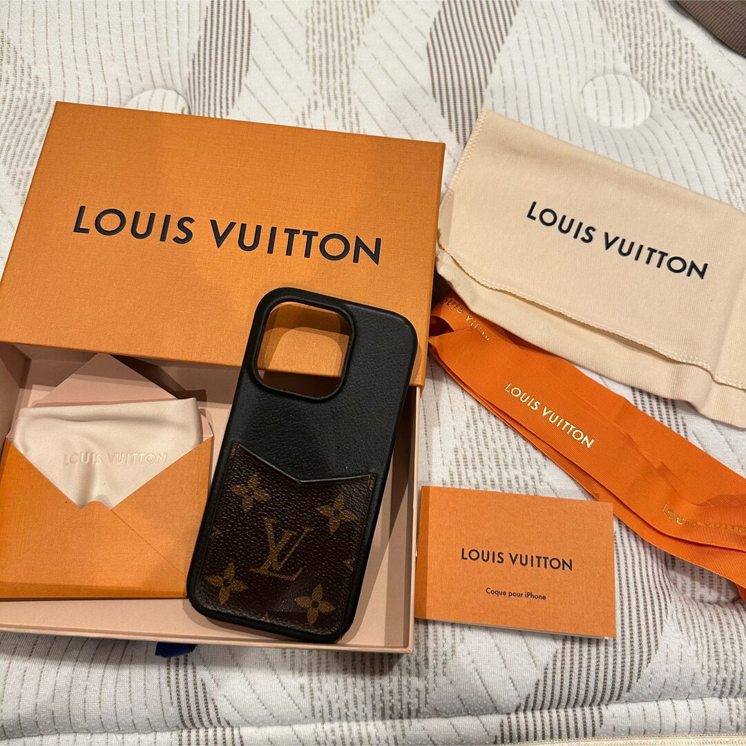 ルイヴィトン　louis vitton iPhone14proケース　バンパー