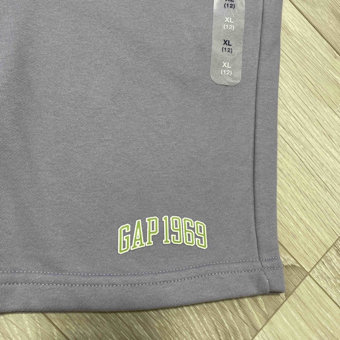 GAP Kids(ギャップキッズ)のGAP キッズ　スウェットハーフパンツ キッズ/ベビー/マタニティのキッズ服男の子用(90cm~)(パンツ/スパッツ)の商品写真