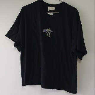 ディズニー(Disney)の新品未使用 バズライトイヤー Tシャツ(Tシャツ(半袖/袖なし))