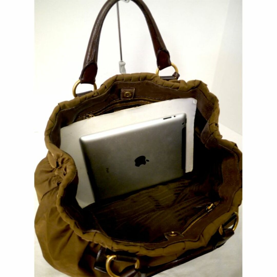 PRADA - 美品◇PRADA プラダ ギャザーデザイン 大容量 ショッパー