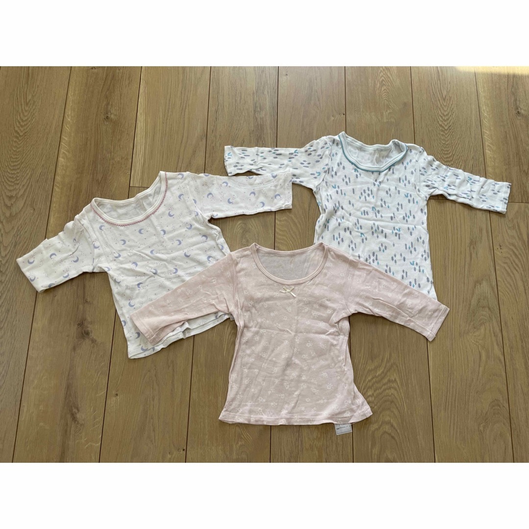アカチャンホンポ(アカチャンホンポ)の長袖肌着 女の子 90 キッズ/ベビー/マタニティのキッズ服女の子用(90cm~)(下着)の商品写真
