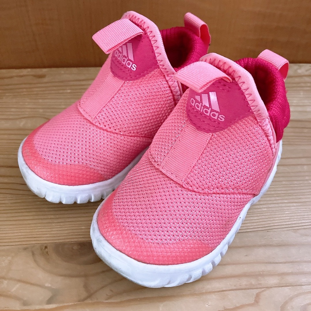 adidas(アディダス)のベビースニーカー　ファーストシューズ キッズ/ベビー/マタニティのベビー靴/シューズ(~14cm)(スニーカー)の商品写真