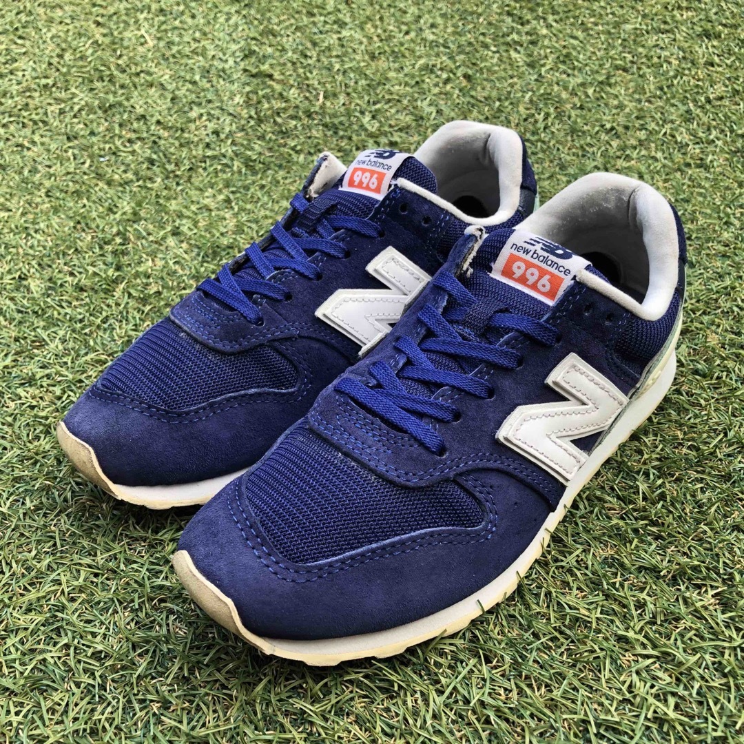 New Balance(ニューバランス)の美品23 newbalance WR996JPニューバランス HW300 レディースの靴/シューズ(スニーカー)の商品写真