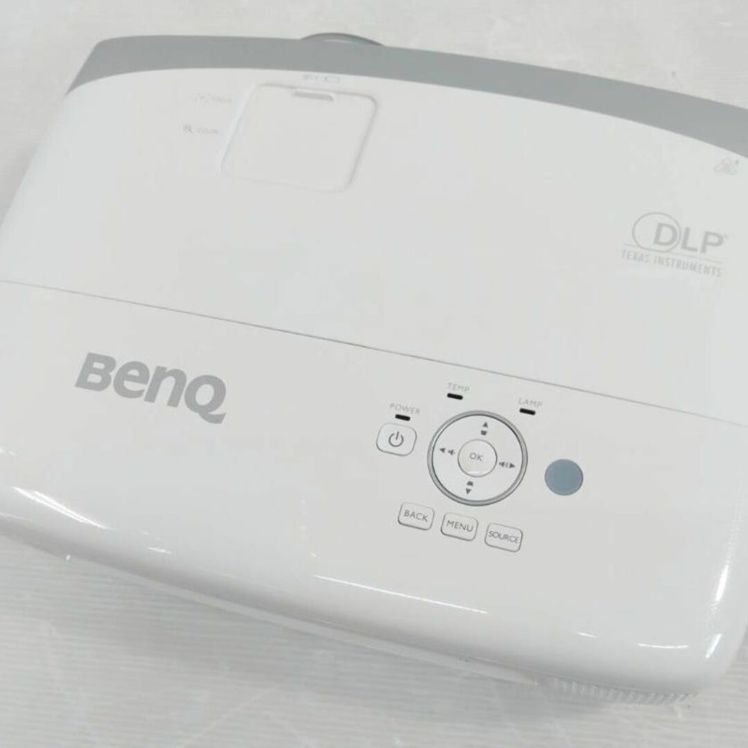 BENQ(ベンキュー)の【美品】BenQ プロジェクター HT2050 ホームシアター スマホ/家電/カメラのテレビ/映像機器(プロジェクター)の商品写真