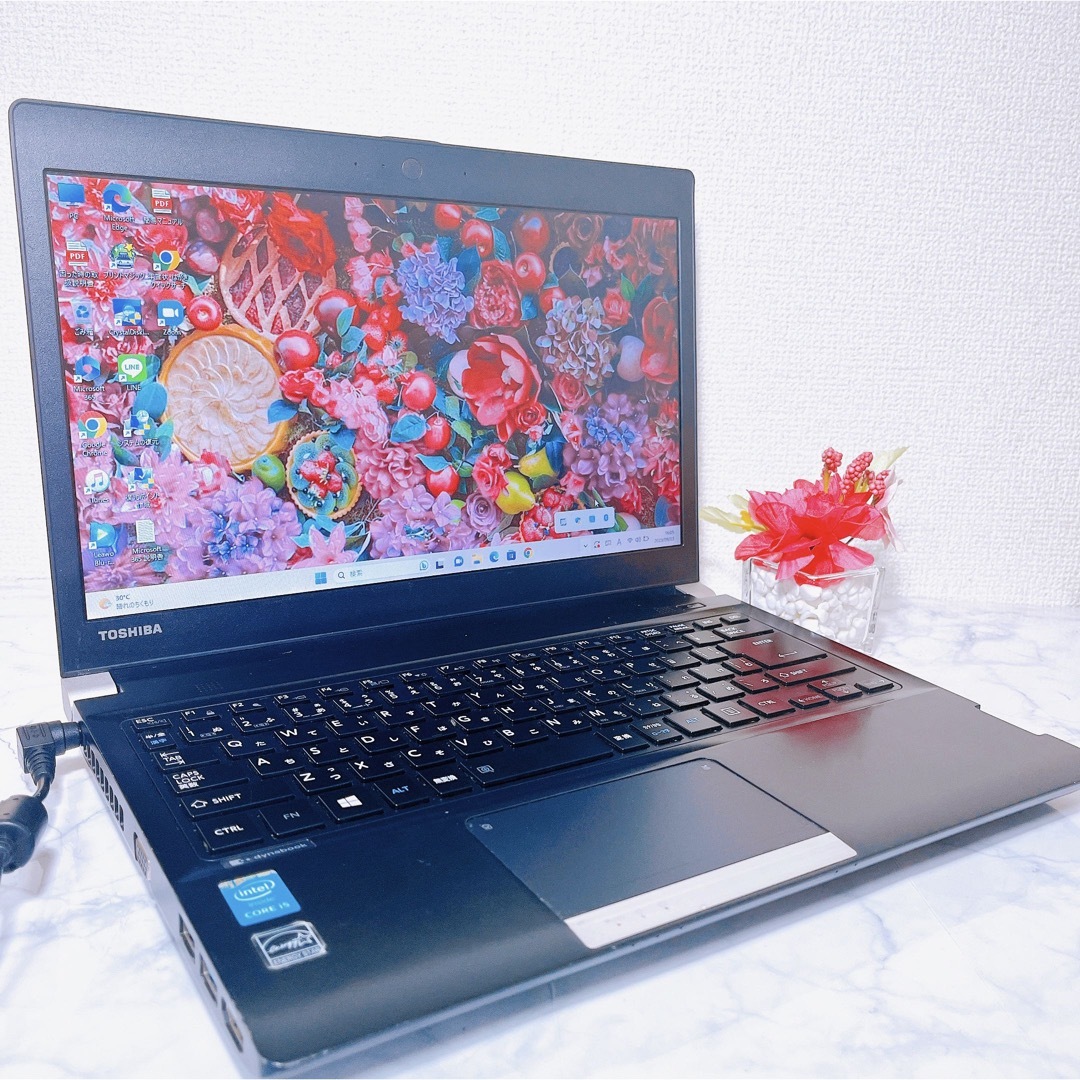 東芝 - 希少カラー✨すぐに使えるノートパソコン✨i5✨win11✨爆速SSD
