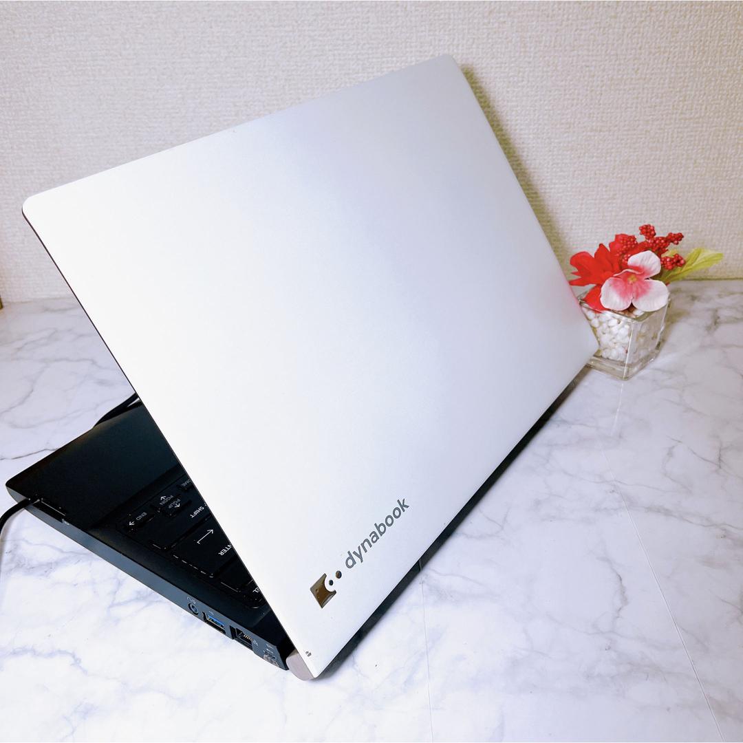 希少カラー✨すぐに使えるノートパソコン✨i5✨win11✨爆速SSD✨初心者-