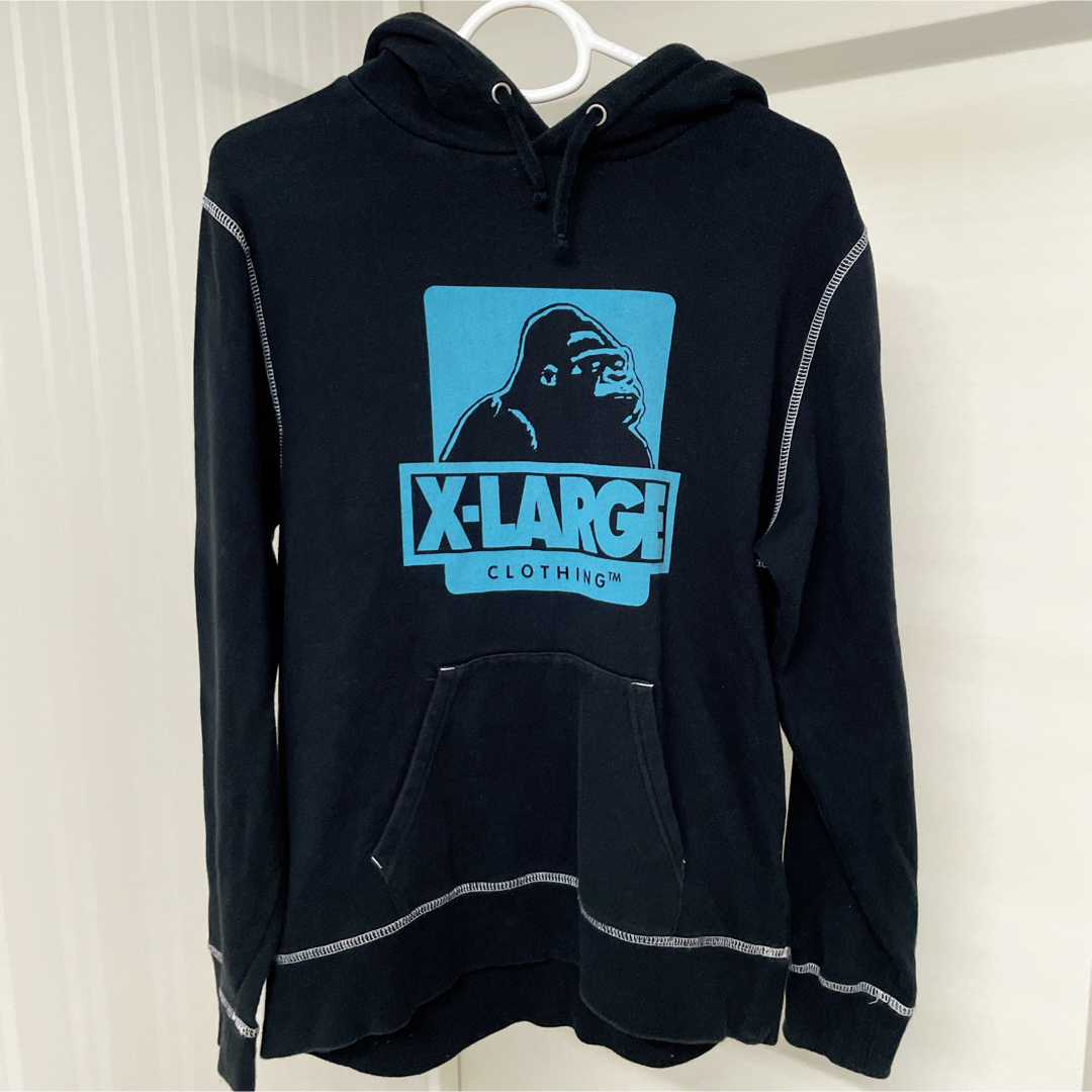 XLARGE(エクストララージ)のX-LARGE エクストララージ スウェットパーカー　プルオーバー　ブラック　黒 メンズのトップス(パーカー)の商品写真