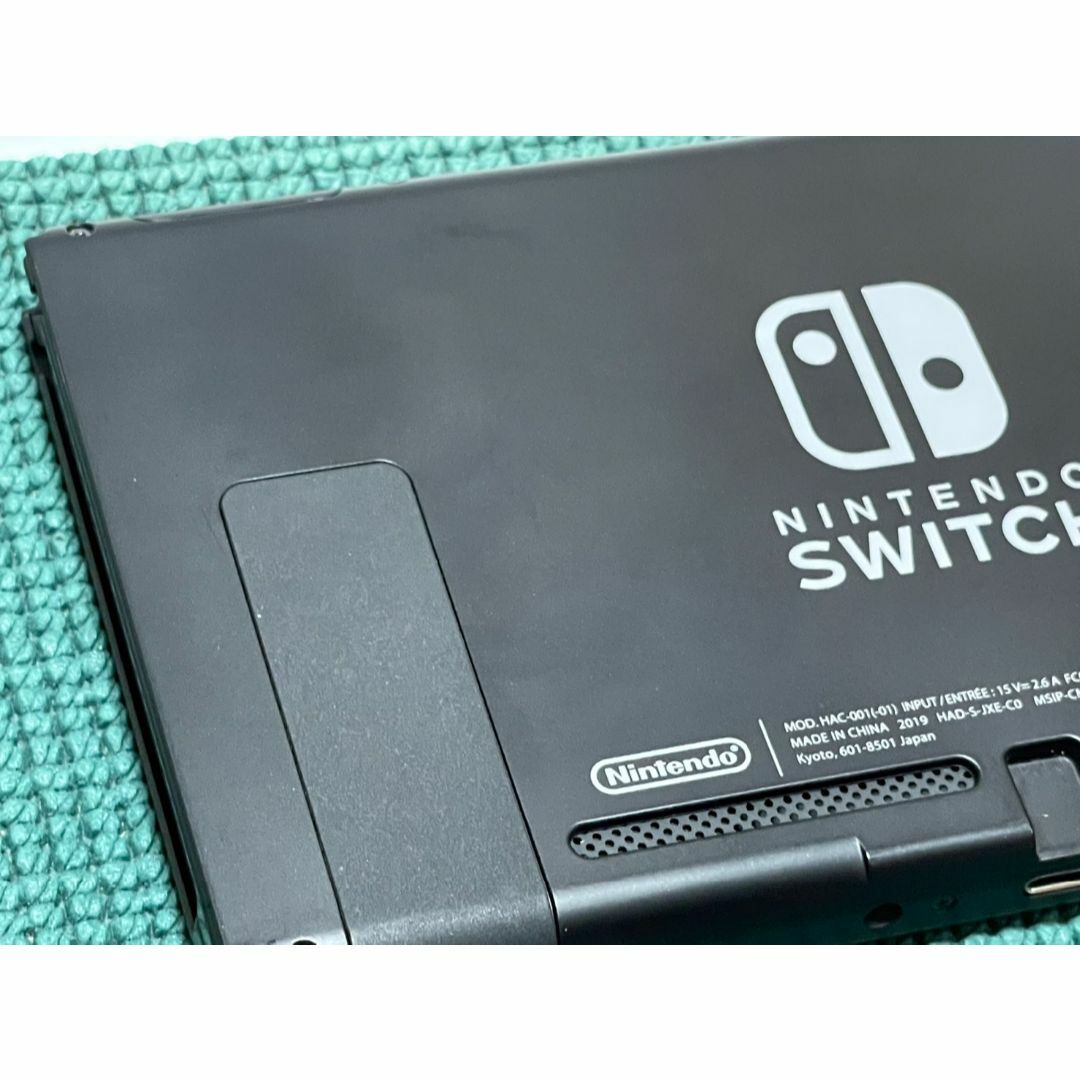 Nintendo Switch - 2019年製 ニンテンドースイッチ 本体のみ