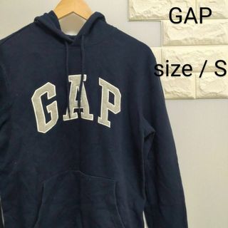 ギャップ(GAP)の【値下げ交渉OK】GAP パーカー size/S ネイビー(パーカー)