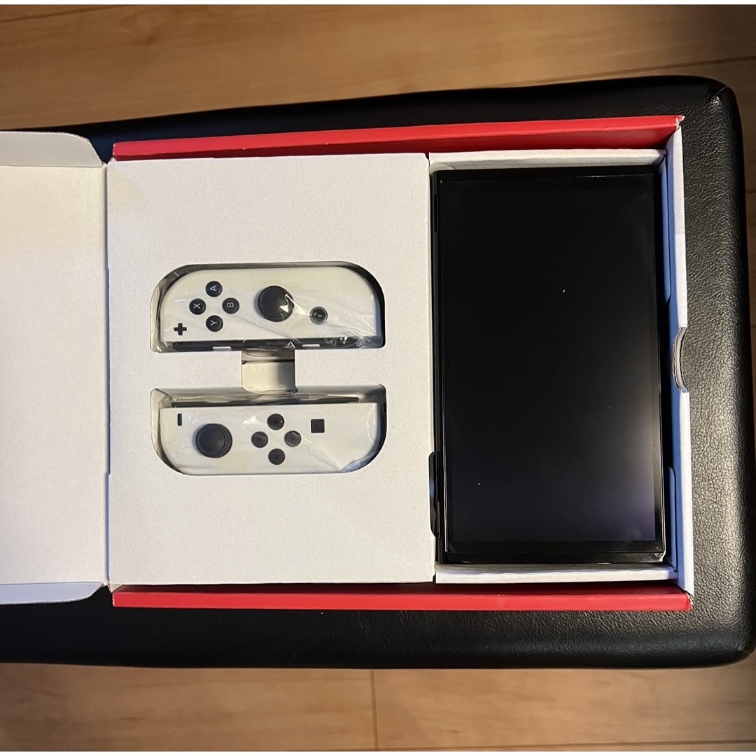 有機ELモデル Nintendo Switch ホワイト 使用期間短 - 家庭用ゲーム機本体