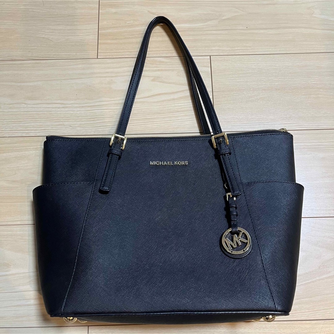 ♦️MICHAEL KORS MKロゴチャーム ブルー トートバッグ