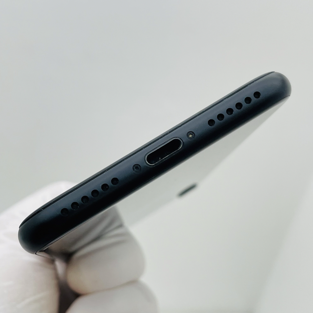 iPhone SE第2世代 256GB SIM フリー14612 iPhone SE第2世代 256GB SIM フリー14612