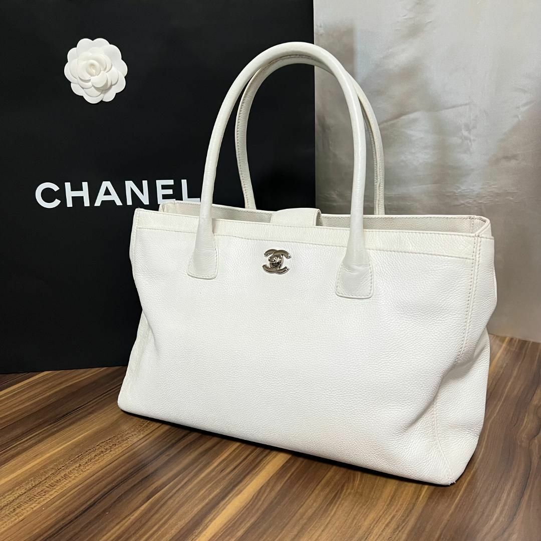 ⭐️美品⭐️CHANEL シャネル エグゼクティブ トートバッグ ポーチ付き♪