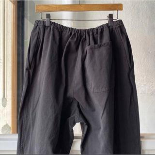COMOLI - 23aw COMOLI コモリ 製品染 ドローストリングパンツ size1の