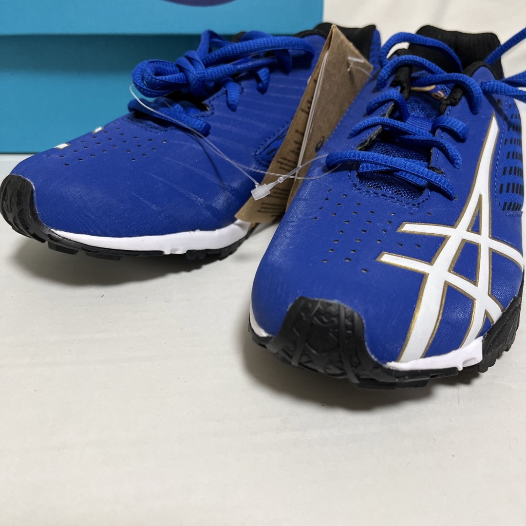 asics(アシックス)の【新品】アシックス　スニーカー　22センチ レディースの靴/シューズ(スニーカー)の商品写真