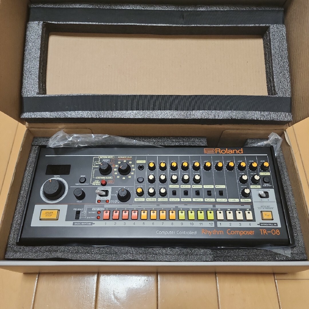 Roland Boutique TR-08