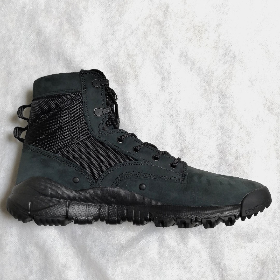 新品■NIKE SFB 6 NSW LEATHER 黒 ブラック ブーツ