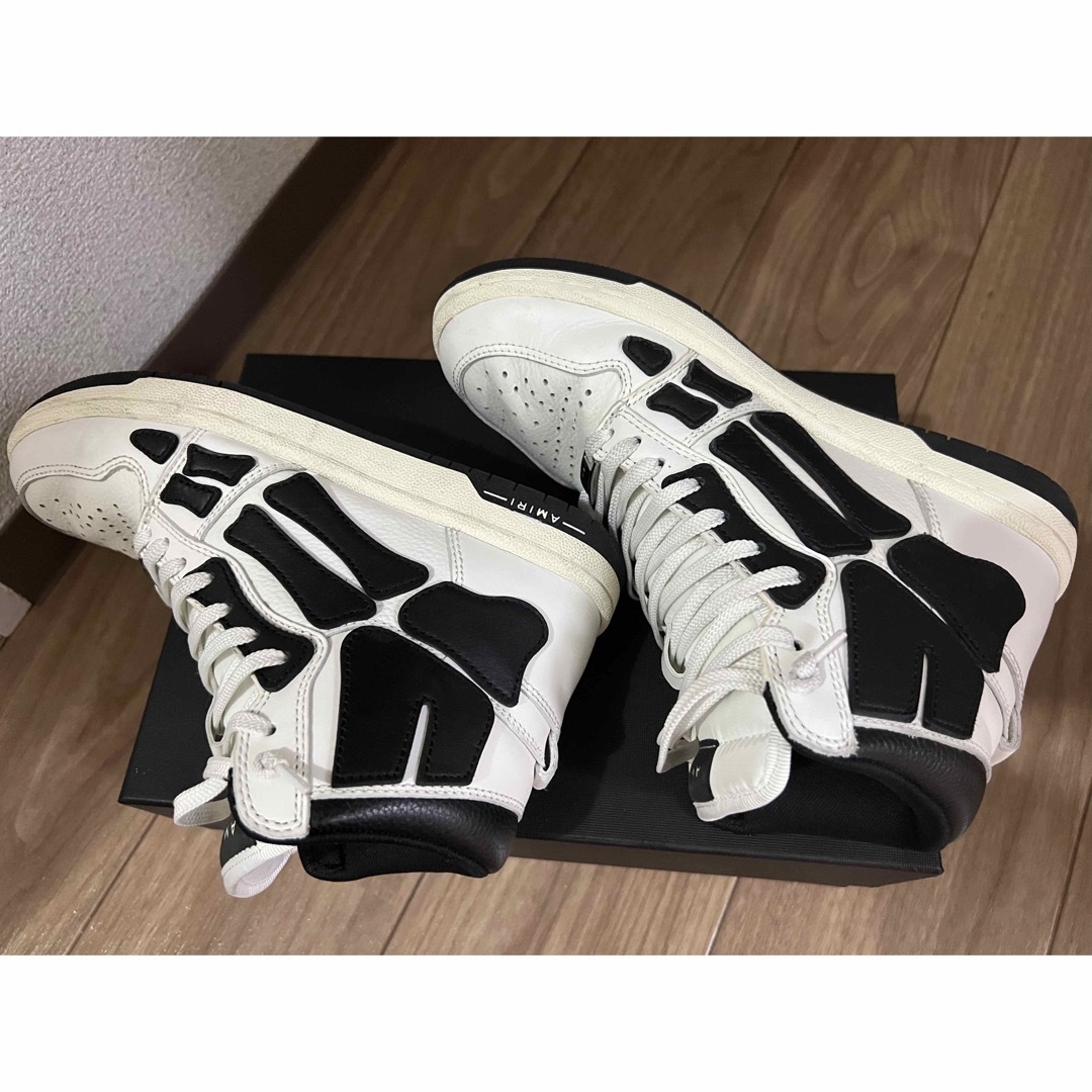 AMIRI - amiri スニーカーの通販 by Janelle's shop|アミリなら AMIRI - amiri スニーカーの通販 by Janelle's shop|アミリなら
